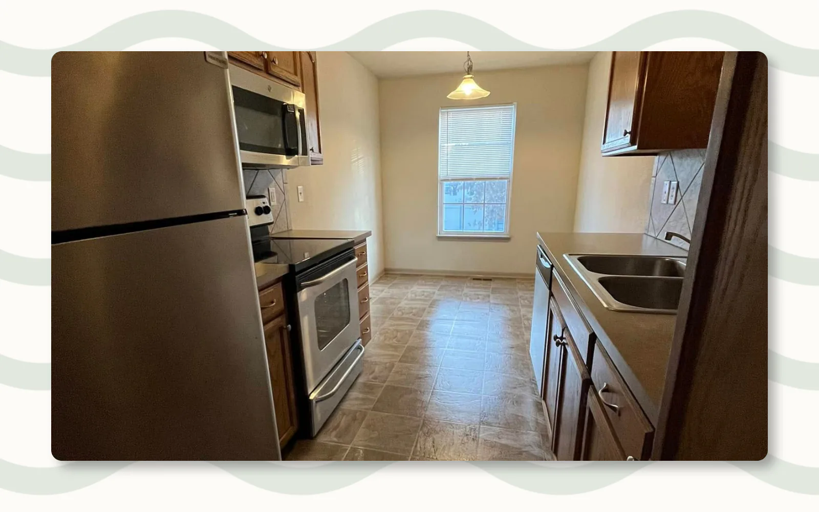 Move-in apartment kitchen clean completed by Tidy KC